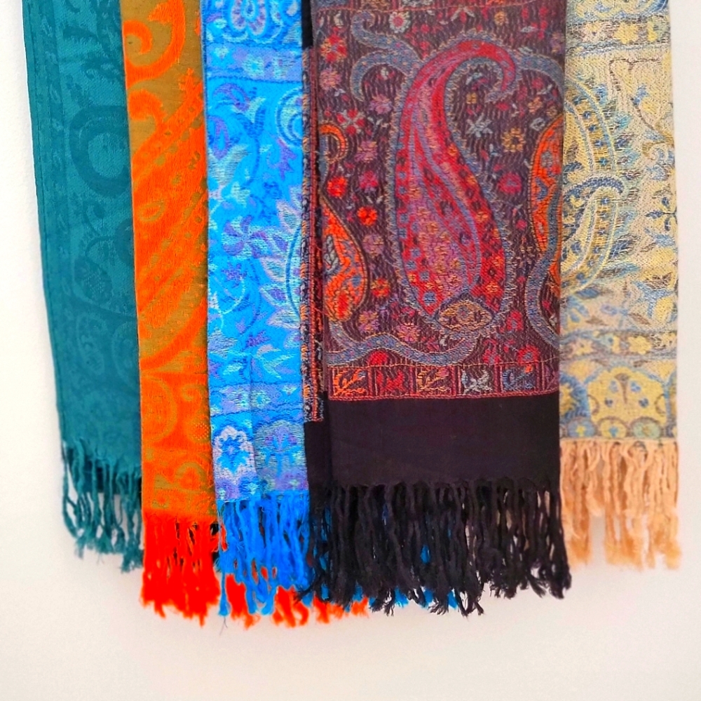 Women light Cashmere scarf Shwal